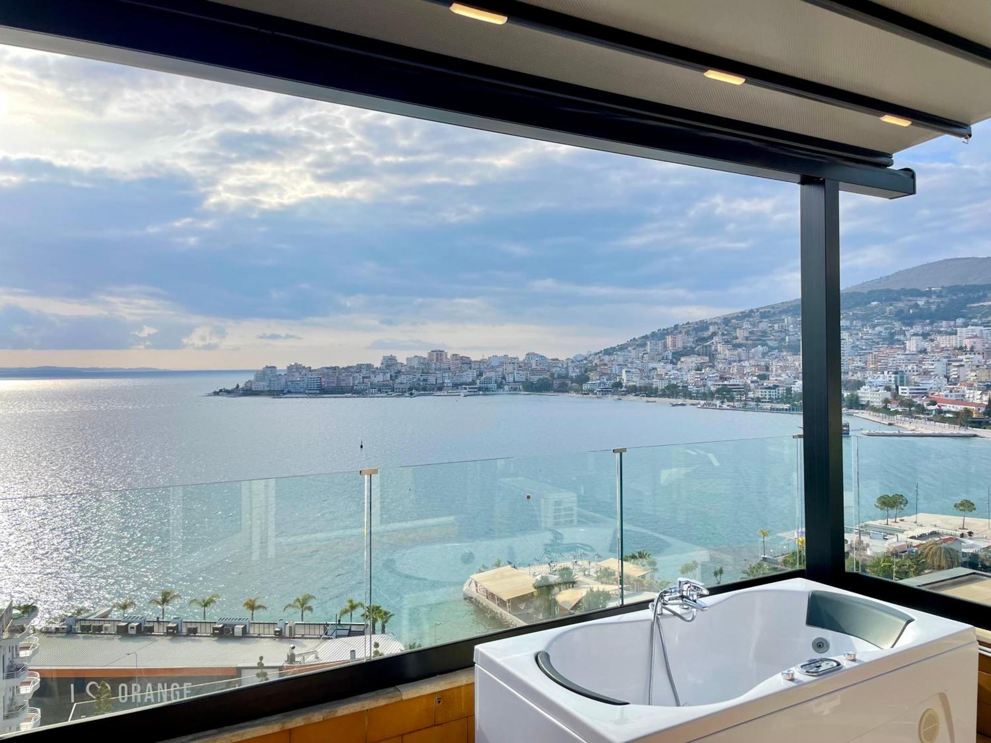 Seaview Golden Penthouse Apartman Saranda Kültér fotó