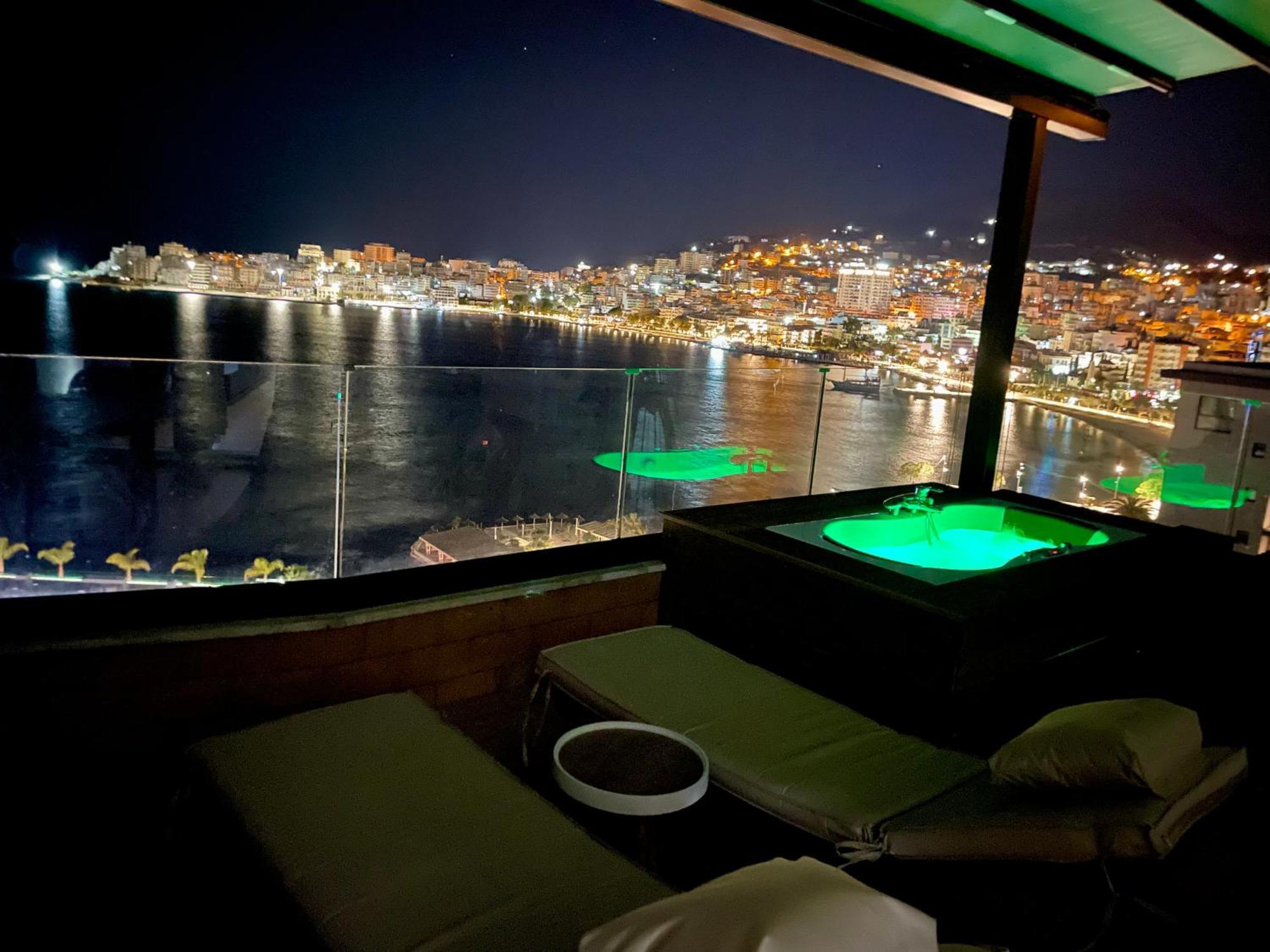 Seaview Golden Penthouse Apartman Saranda Kültér fotó